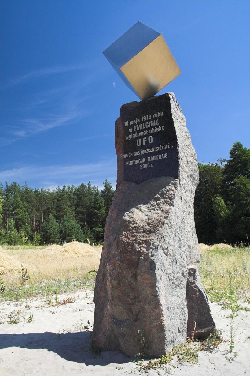 Monumento de Emilcin, instalado em 2005 para recordar o relato de 1978.